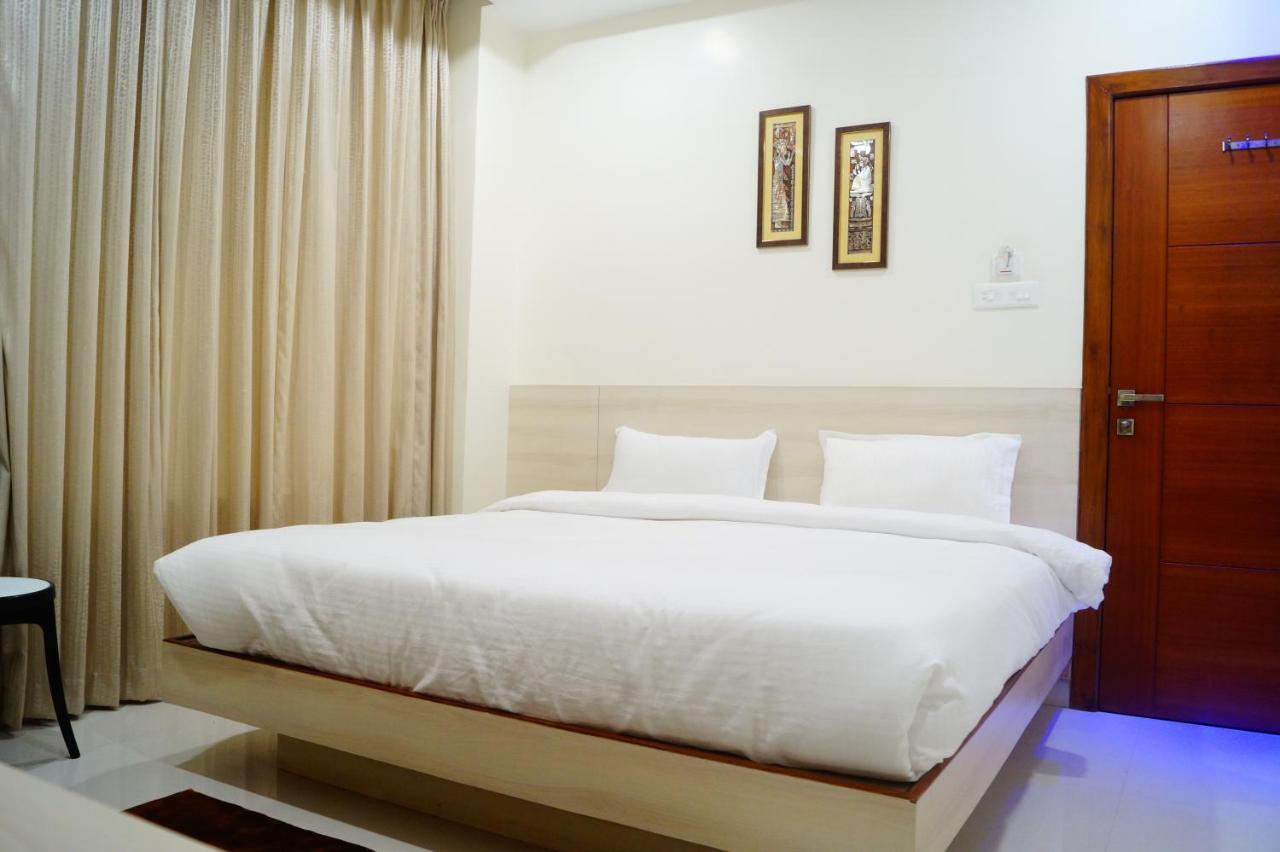 Hotel Shree Shyam International Bilāspur Zewnętrze zdjęcie